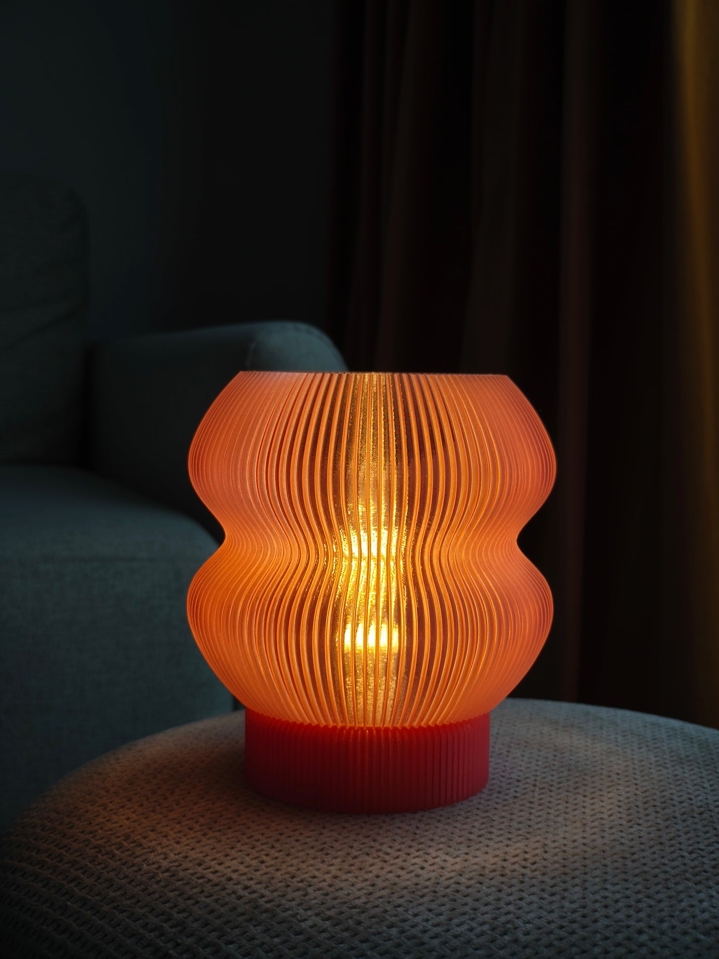 Lampă de masă imprimată 3D Aura Ripple | Iluminat ambiental modern