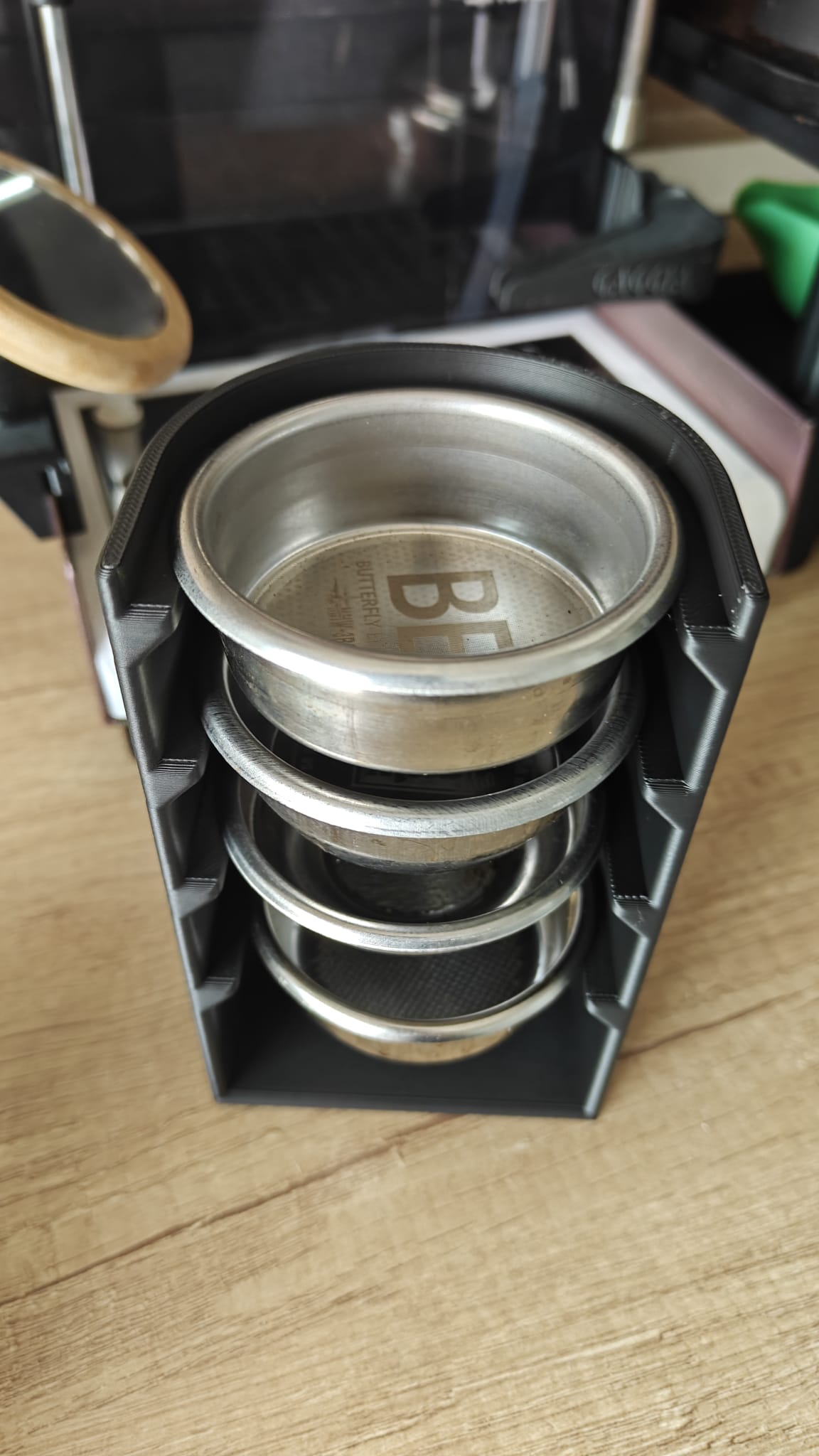 58mm / 58.5mm Portafilter Basket Holder – 4-Slot Vertical Organizer
