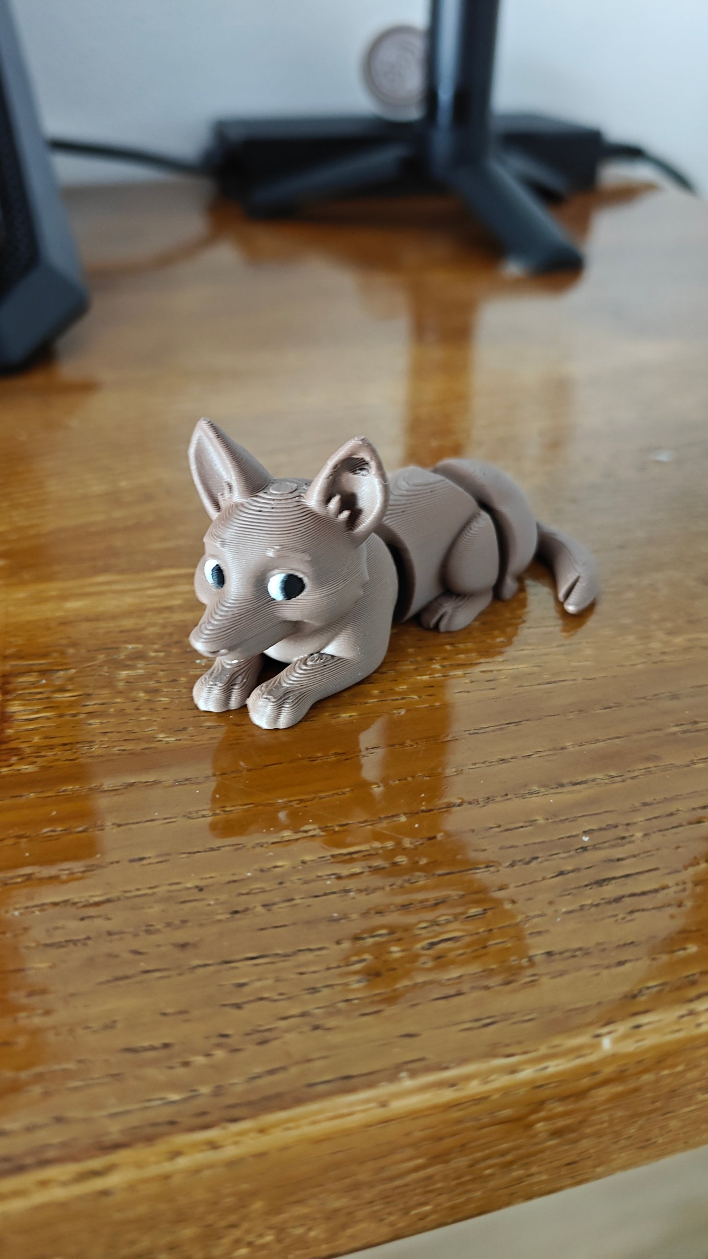 Breloc Câine Ciobănesc German Articulat – Jucărie Fidget 3D Printată cu Magnet 